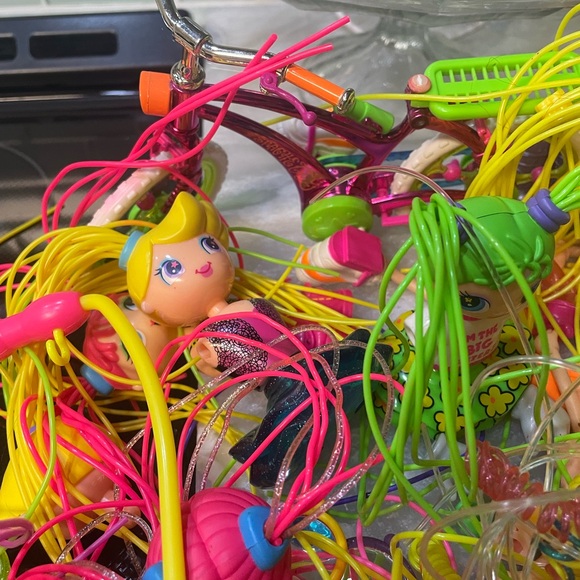 Colorful Vintage Doll Set with Accessories - Picture 6 of 16